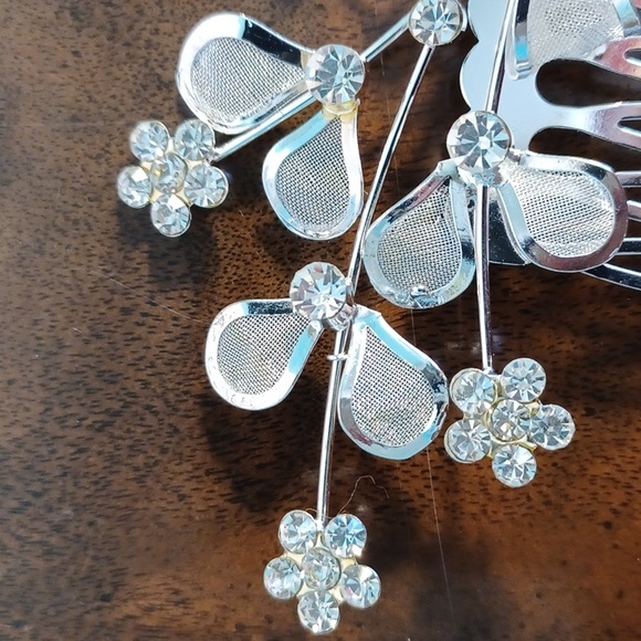 NEW! Bridal Headwear/ Bride Wedding hair accessory  comb 5760 - Picture 3 of 5